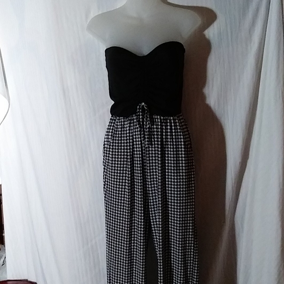 Jumpsuit - Picture 3 of 3